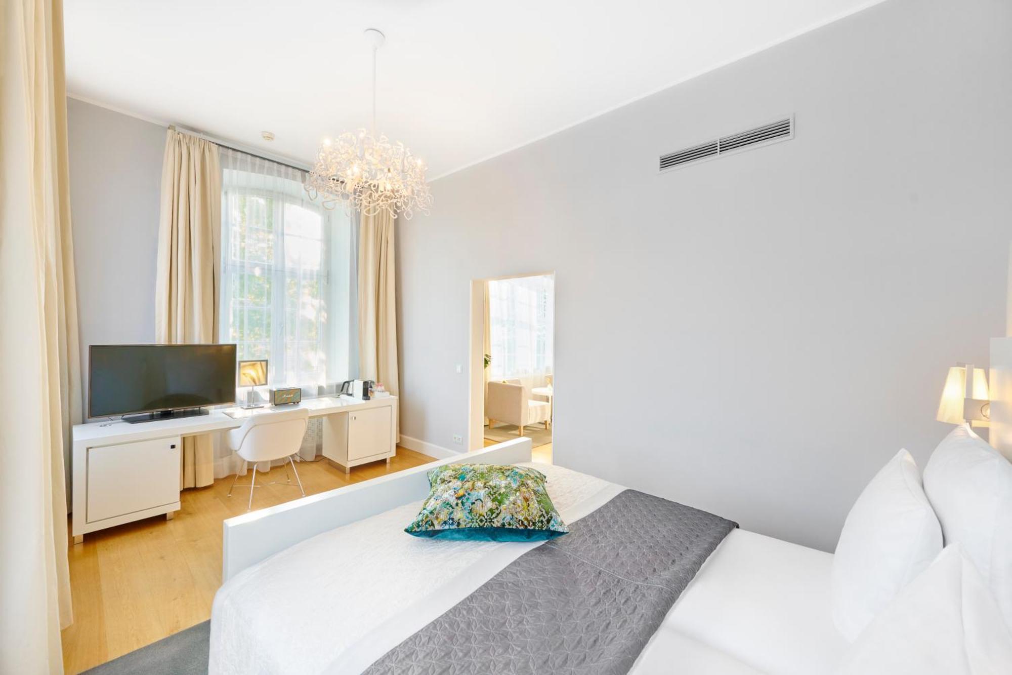 Hotel Ketschauer Hof Deidesheim Ngoại thất bức ảnh